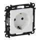 Legrand Valena Life 753121 Bontott földelt csatlakozóaljzat (dugalj) 2P+F fehér burkolattal keret nélkül, süllyesztett, 16A 250V (Legrand 753121)