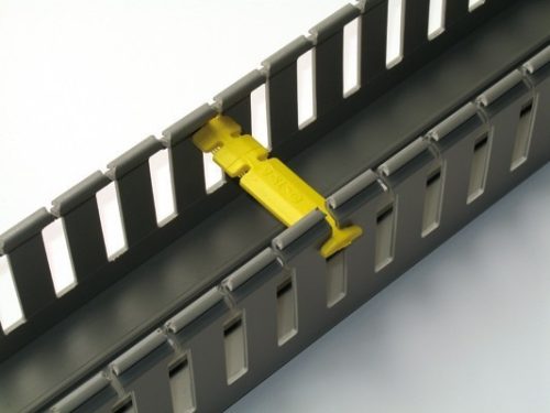 Canalplast TR6 kábeltartó 60mm széles csatornához 