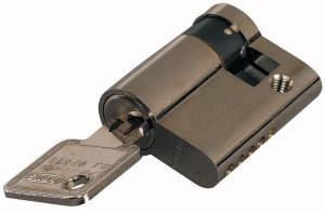 Eaton 138575 PHZ-E10/30-VS CS egyedi kulcsos félcilinderes zárbetét