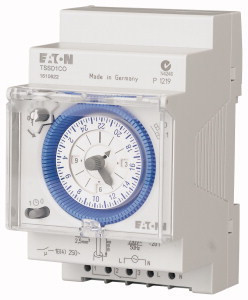 Eaton 167391 TSSD1CO analóg kapcs.óra, szinkron, napi, 1v, 16A