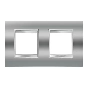   Gewiss Chorus Lux International GW16223MC Kettes keret (4 modul) vízszintes elhelyzéssel króm - Fémbevonatú Technopolimer (Gewiss GW16223MC)