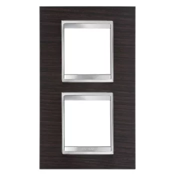   Gewiss Chorus Lux International GW16224LW Kettes keret (4 modul) függőleges elhelyzéssel wenge - Fa hatású Technopolimer (Gewiss GW16224LW)