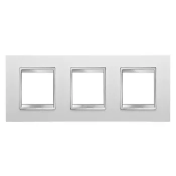   Gewiss Chorus Lux International GW16226TB Hármas keret (6 modul) vízszintes elhelyzéssel tejfehér - Technopolimer (Gewiss GW16226TB)