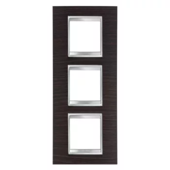   Gewiss Chorus Lux International GW16227LW Hármas keret (6 modul) függőleges elhelyzéssel wenge - Fa hatású Technopolimer (Gewiss GW16227LW)