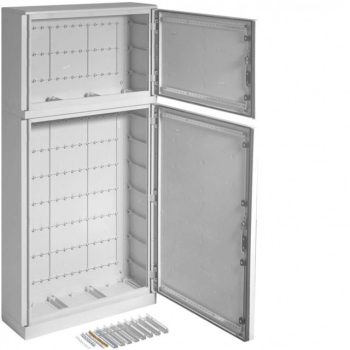   Hager FL354B Műanyag, 2 részes állószekrény lábazatttal, aszimmetrikus, 1750x850x300, IP65