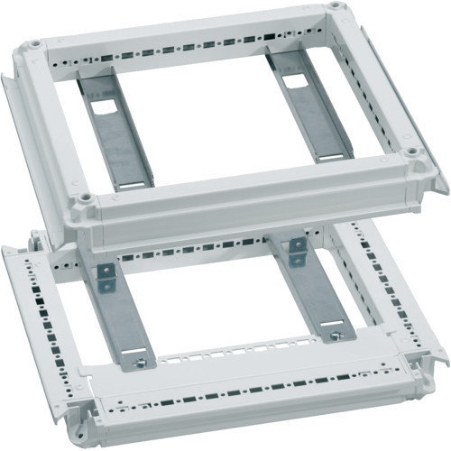 Hager FN013E Quadro+ evo felső és alsó keret 700x800mm Hager FN013E Quadro+ evo felső és alsó keret 700x800mm