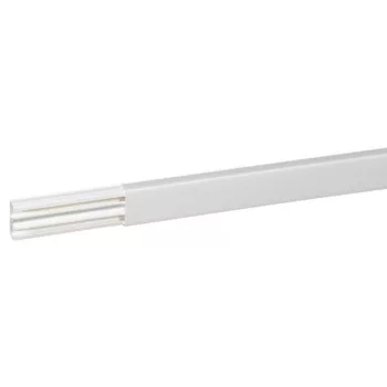   Legrand 030021 DLP mini csatorna 40x16 mm, fedéllel, válaszfallal ( Legrand 030021 )