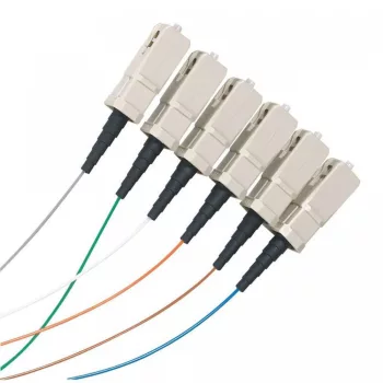   Legrand 033161 RJ45 Keystone port Cat6 árnyékolatlan (UTP) LCS2 gyorscsatlakozós (fehér) 180° 250Mhz 1Gigabit ( Legrand 033161 )