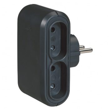   Legrand 050651 Négyes elosztódugó, 6A, EUR, gyermekvédett, fekete ( Legrand 050651 )