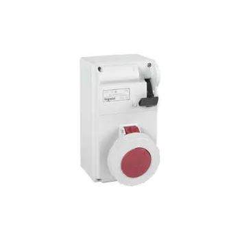   Legrand 056633 P17 Tempra Dafrkr-323k06 m 400V IP55 reteszelt aljzat ( Legrand 056633 )