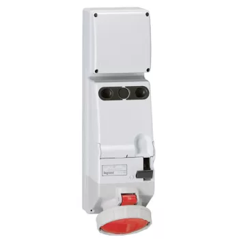   Legrand 057298 P17 Tempra Dafrkr-633k06 m 400V IP66 reteszelt aljzat ( Legrand 057298 )