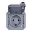 Legrand Plexo 55 069574L vízmentes IP55 csatlakozóaljzat (dugalj) 2P+F csapófedéllel (kulcsos), szürke burkolattal, csapófedéllel, ( szerelhető kivitel ), 16A 250V, Legrand 069574L