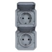 Legrand Plexo 55 069577L vízmentes IP55 csatlakozóaljzat (dugalj) 2X2P+F csapófedéllel, függőleges, szürke burkolattal, csapófedéllel, ( szerelhető kivitel ), 16A 250V, Legrand 069577L