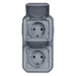 Legrand Plexo 55 069744L vízmentes IP55 csatlakozóaljzat (dugalj) 2X2P+F csapófedéllel, függőleges, szürke burkolattal, kerettel, csapófedéllel, falon kívüli ( összeszerelt ), 16A 250V, Legrand 069744L