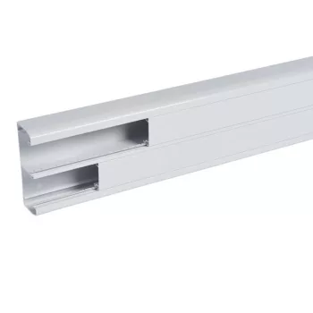   Legrand 075802 DLP-S kábelcsatorna 130×50 mm, hajlékony fedéllel, bepattintható 45-ös szerelvényhez, szürke ( Legrand 075802 )