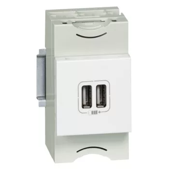 Legrand Program Mosaic 077594 USB töltőaljzat, IP40, fehér, süllyesztett