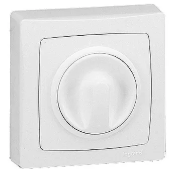   Legrand 086068 Oteo forgatógombos fényerőszabályzó 40 - 400 W, min. terhelés: 40 W, ill. 40 VA, 10 AX - 250 V~, fehér RAL 9010 ( Legrand 086068 )