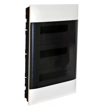   Legrand 137158 Practibox S műanyag kiselosztó 54 modul, 3 sor, Füstszínű ajtóval, IP40, téglafalba süllyesztett, PE és N sínnel, méret : 615x436x103 mm