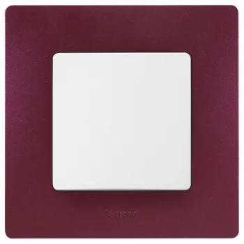 Legrand Niloé 397081 egyes keret, IP20, padlizsán lila
