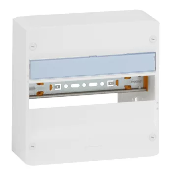   Legrand 401361 Drivia13 műanyag elosztószekrény 13 modul, 1 sor, ajtó és hátlap nélkül, falon kívüli, IP30 (IP40 ajtóval), méret 250x250x103,5mm (140,5mm mély ajtóval)