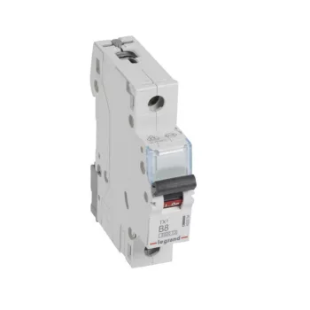   Legrand 403354 TX3 Kismegszakító. 1P, 8A, B karakterisztika, 6kA