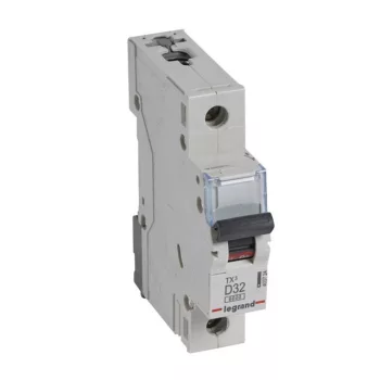   Legrand 403724 TX3 Kismegszakító. 1P, 32A, D karakterisztika, 6kA