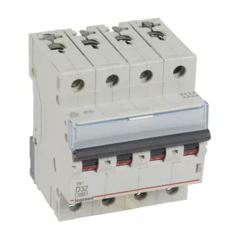   Legrand 403775 TX3 Kismegszakító. 4P, 32A, D karakterisztika, 6kA