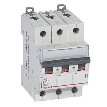   Legrand 408092 DX3 Kismegszakító. 3P, 32A, D karakterisztika, 6kA