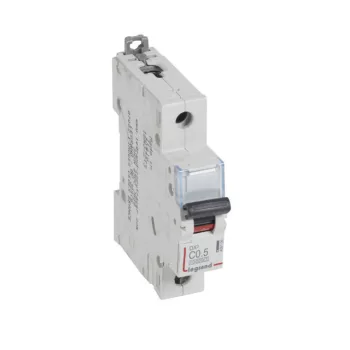   Legrand 409106 DX3 kismegszakító 1P C0,5 10000A / 16 kA ( Legrand 409106 )
