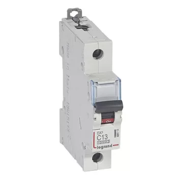   Legrand 409113 DX3 Kismegszakító. 1P, 13A, C karakterisztika, 10kA