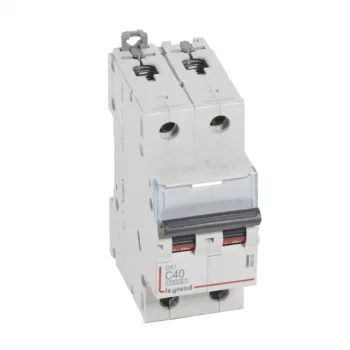   Legrand 409206 DX3 Kismegszakító. 2P, 40A, C karakterisztika, 10kA