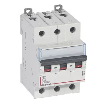   Legrand 409248 DX3 Kismegszakító. 3P, 2A, C karakterisztika, 10kA