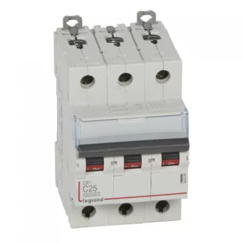   Legrand 409256 DX3 Kismegszakító. 3P, 25A, C karakterisztika, 10kA