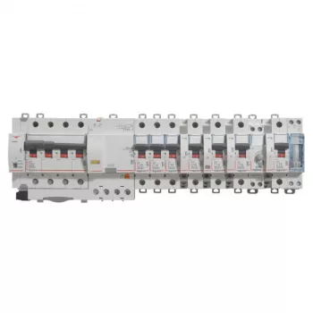   Legrand 409339 DX3 Kismegszakító. 4P, 32A, C karakterisztika, 10kA