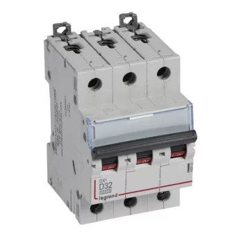   Legrand 409502 DX3 Kismegszakító. 3P, 32A, D karakterisztika, 10kA