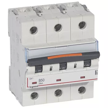   Legrand 409734 DX3 Kismegszakító. 3P, 50A, B karakterisztika, 25kA