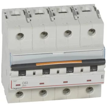   Legrand 409800 DX3 Kismegszakító. 4P, 63A, C karakterisztika, 25kA