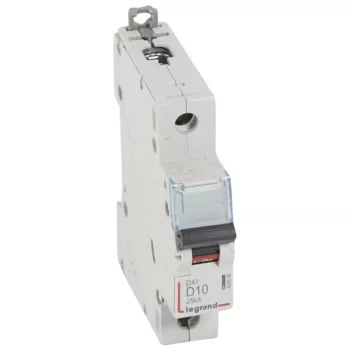   Legrand 409806 DX3 Kismegszakító. 1P, 10A, D karakterisztika, 25kA