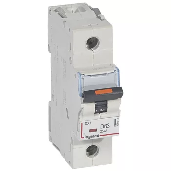   Legrand 409813 DX3 Kismegszakító. 1P, 63A, D karakterisztika, 25kA