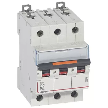   Legrand 409830 DX3 Kismegszakító. 3P, 2A, D karakterisztika, 25kA