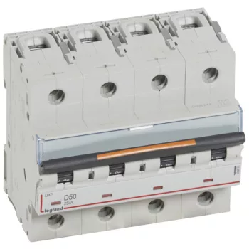   Legrand 409851 DX3 Kismegszakító. 4P, 50A, D karakterisztika, 25kA