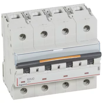   Legrand 409894 DX3 kismegszakító 25kA 4P 400V~ MA40 ( Legrand 409894 )