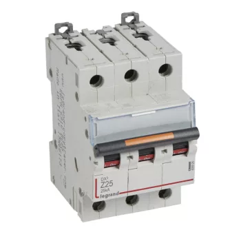   Legrand 409926 DX3 kismegszakító 25kA 3P Z25 ( Legrand 409926 )