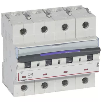   Legrand 410178 DX3 Kismegszakító. 4P, 40A, C karakterisztika, 50kA