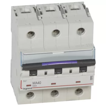   Legrand 410254 DX3 kismegszakító 50kA 3P 400V~ MA40 ( Legrand 410254 )