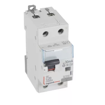   Legrand 411313 DX3 Áramvédős kismegszakító (Kombi Fi-relé) 1+N, C karakterisztika, 20A, 30mA, 10 kA, Hpi osztály