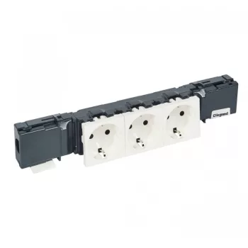 Legrand Program Mosaic 450017 földelt dugalj 2P+F, 16 A, IP40, fehér