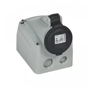  Legrand 555162 P17 Tempra Pro Dafr163k07m500V IP44 rögzíthető aljzat ( Legrand 555162 )