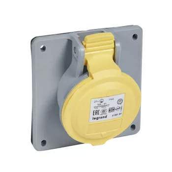   Legrand 555181 P17 Tempra Pro Dafbe162k04130V IP44 döntött aljzat ( Legrand 555181 )