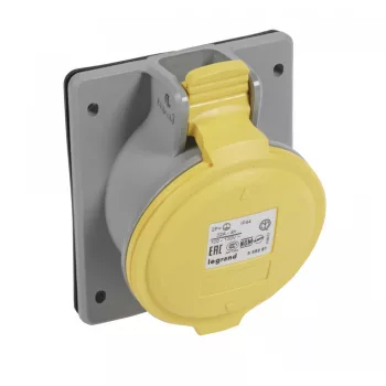   Legrand 555281 P17 Tempra Pro Dafbe322k04130V IP44 döntött aljzat ( Legrand 555281 )